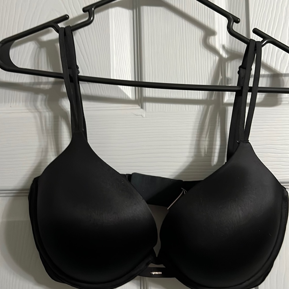 NWOT black vs push-up